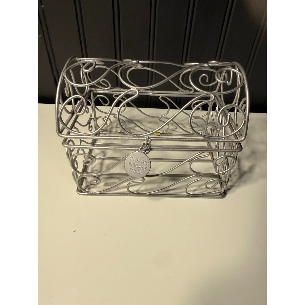 Smashe's stashes Wired Treasure Box In Silver Metal Giogio Beverly Hills